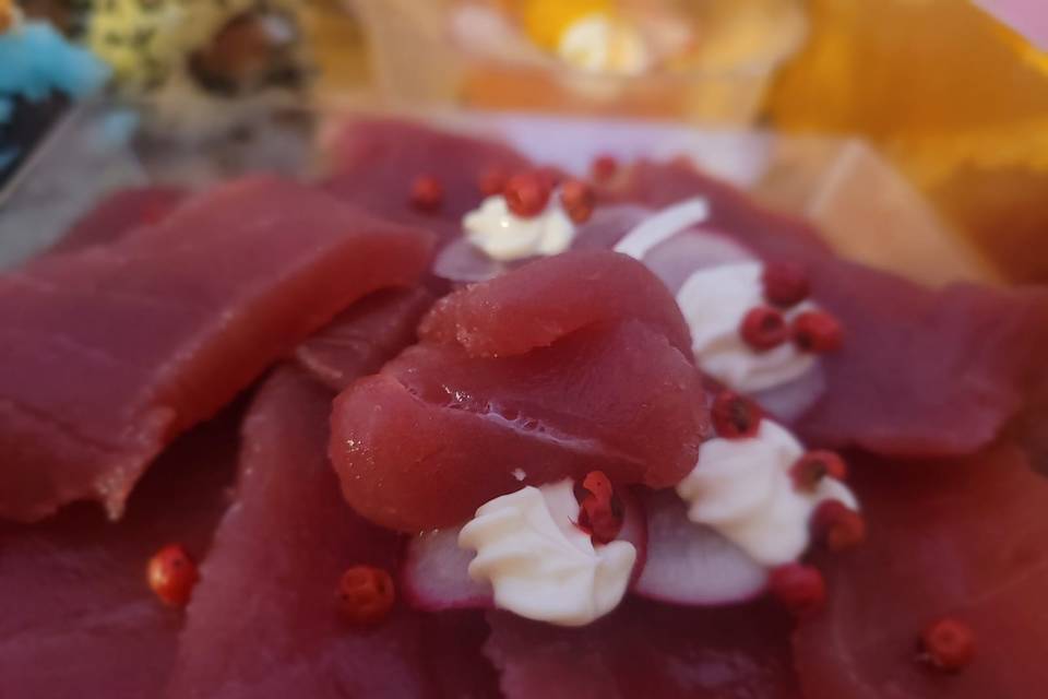 Sashimi di tonno