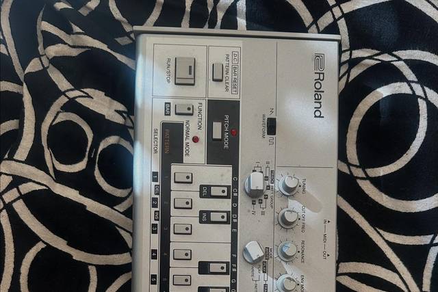 Pixel DJ