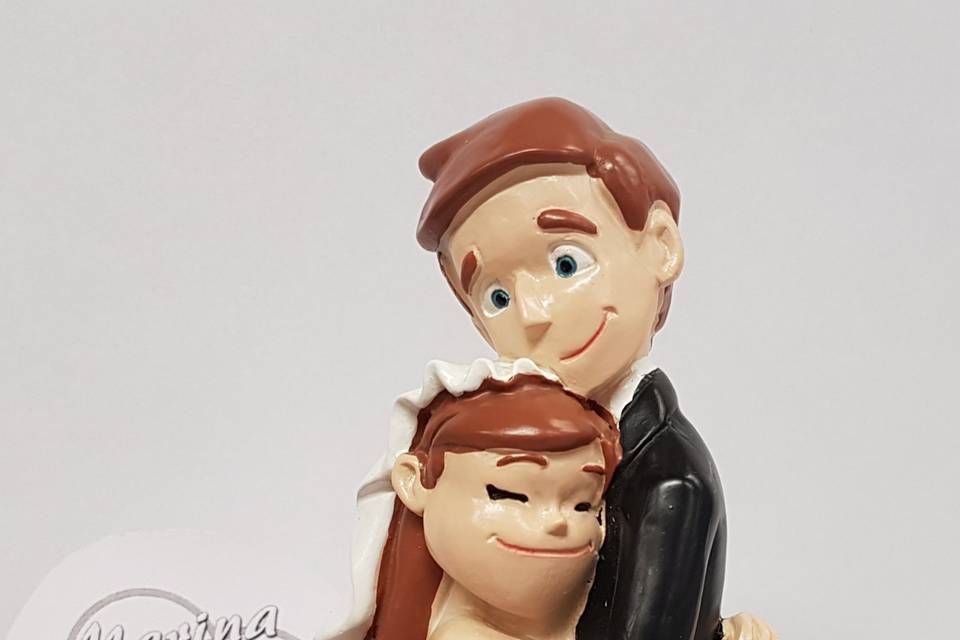 Cake toppers sposi abbraccio