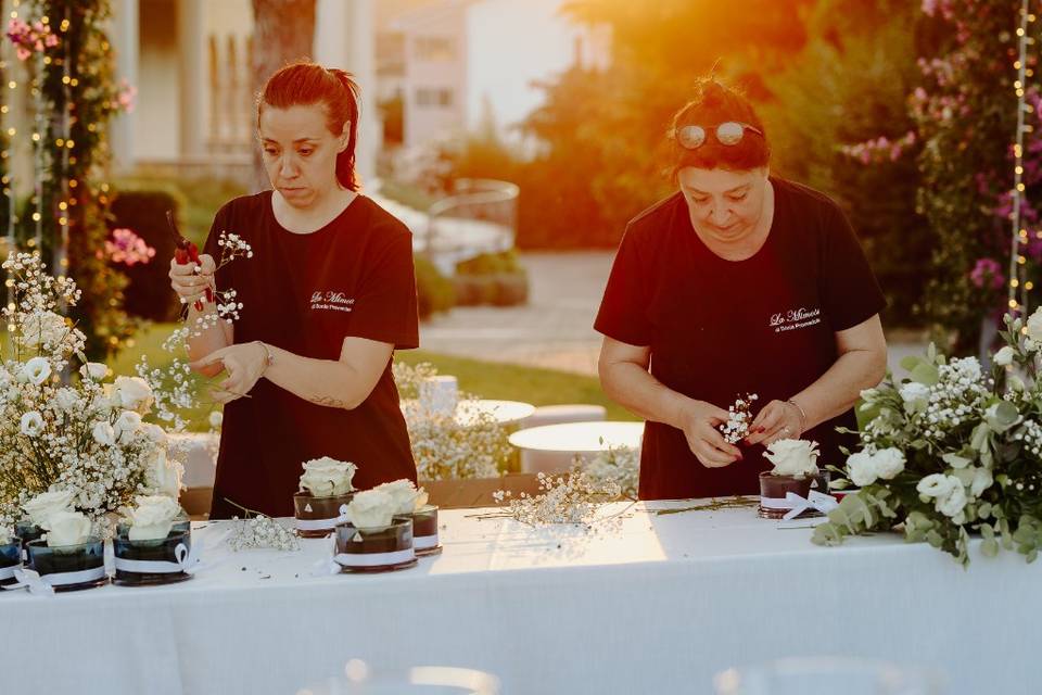 Flower bar