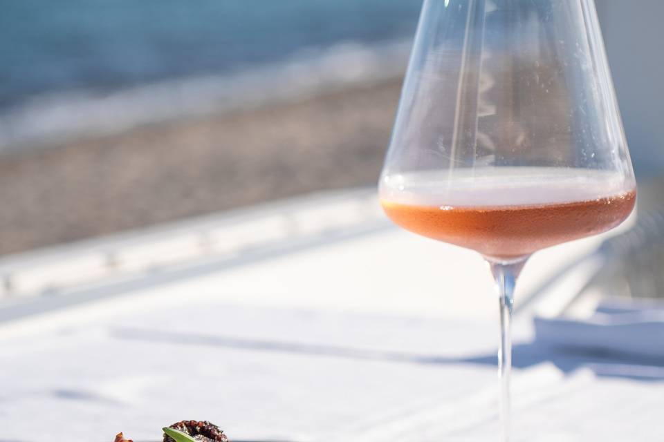 Cena in riva al mare