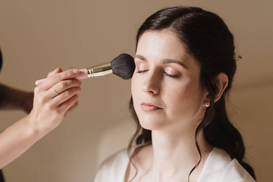 Bridal make-up
