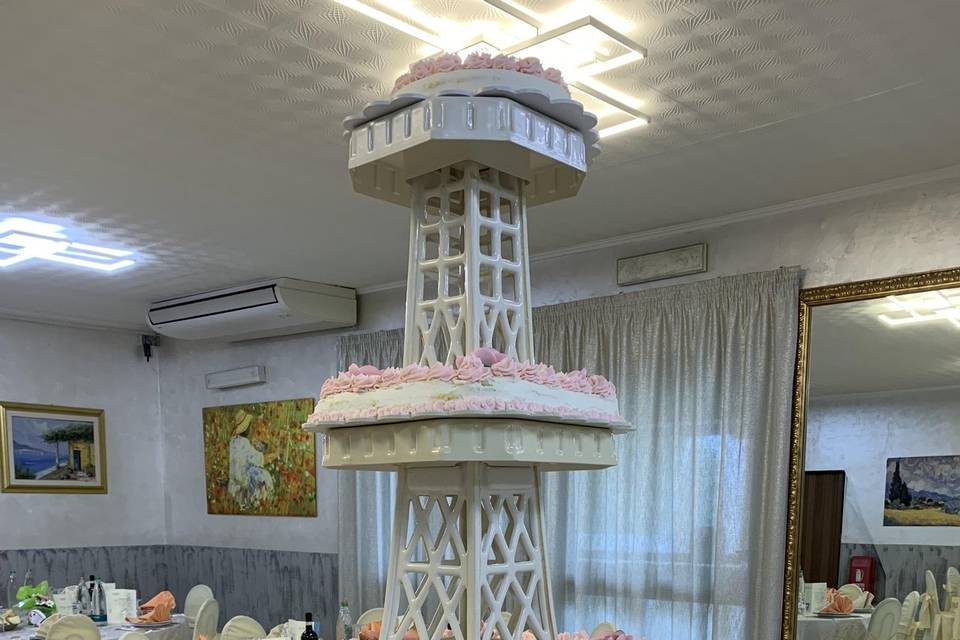 Torre Eiffel con wedding cake