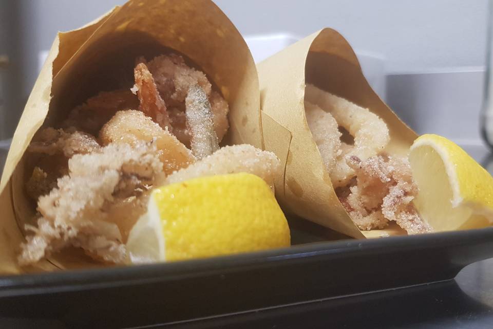 Cuoppo di pesce