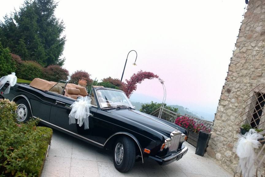 Vintage Car for Wedding