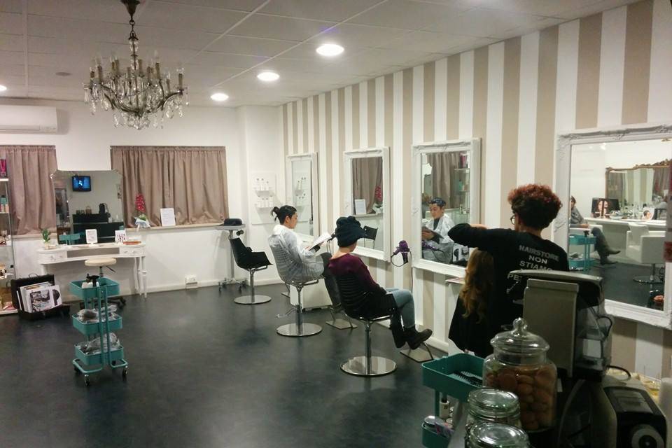 Salon