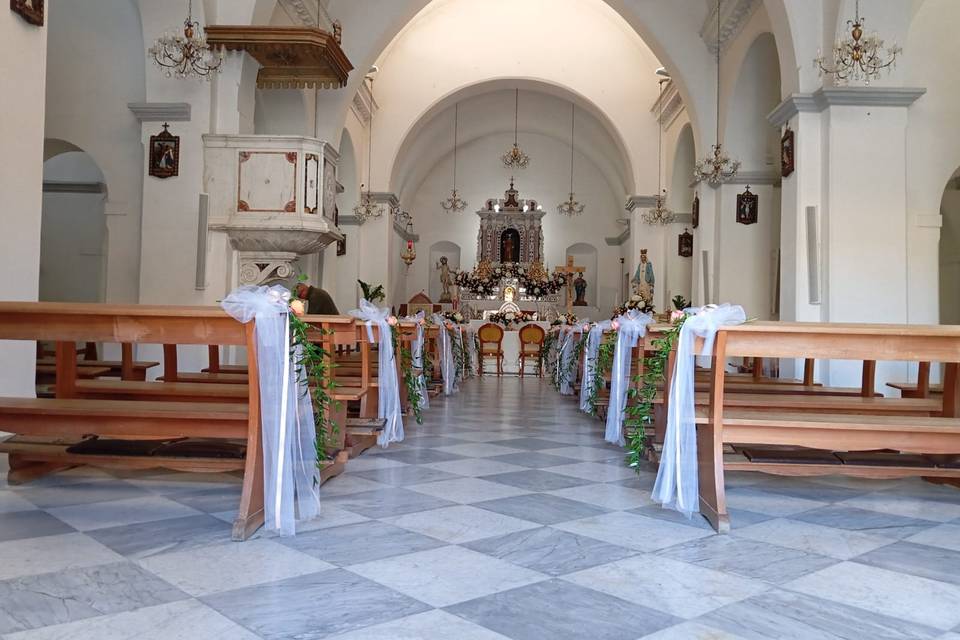 Addobbo floreale chiesa