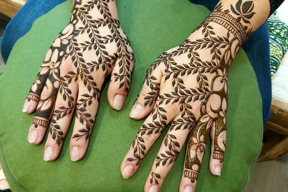 Bridal mehndi