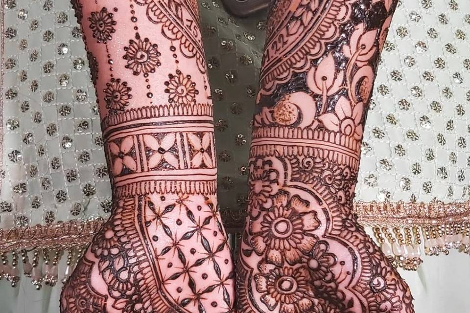 Myam Mehndi Artist