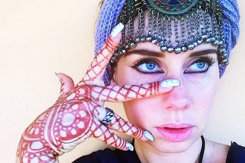 Myam Mehndi Artist