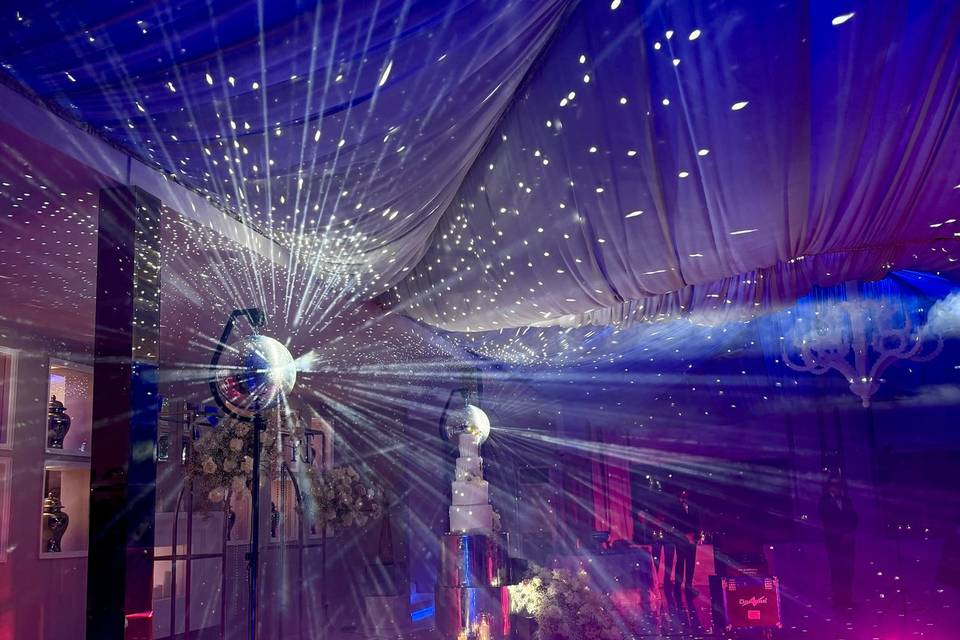 Mirror ball