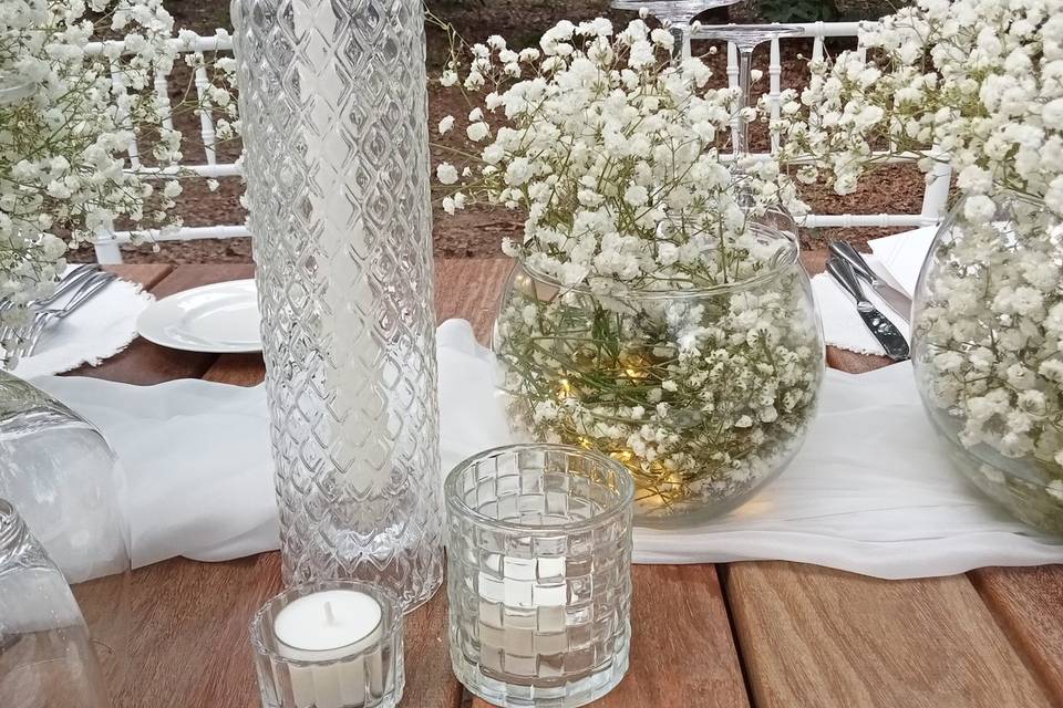 Elegant centerpiece