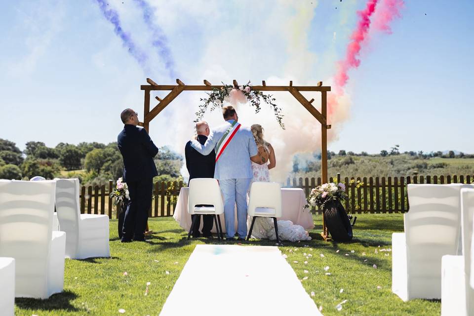 Color bomb