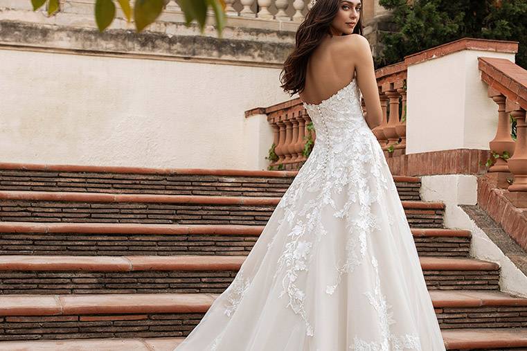 Pronovias