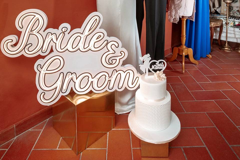 Abiti da sposo e da sposa