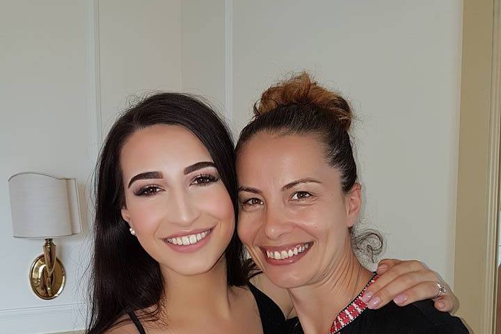 Oana Georgescu Make-up artist