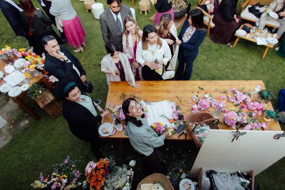 Flower bar