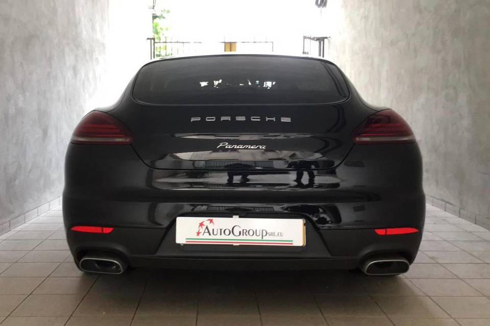 Porsche panarema