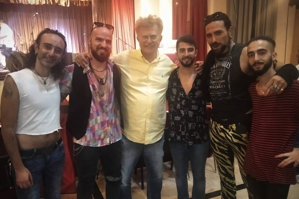 Con Red Ronnie
