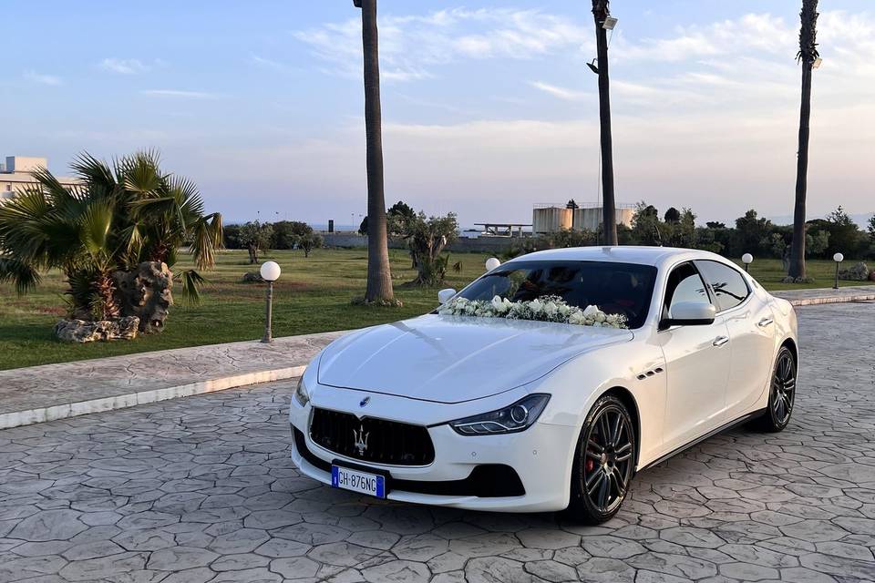 Maserati Ghibli Bianca