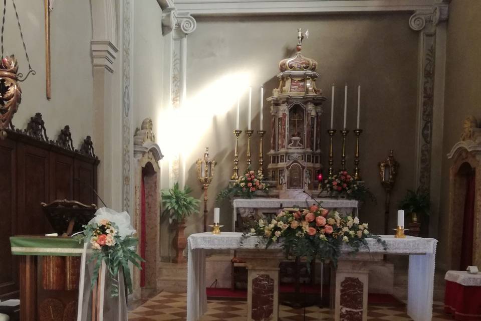 Altare chiesa