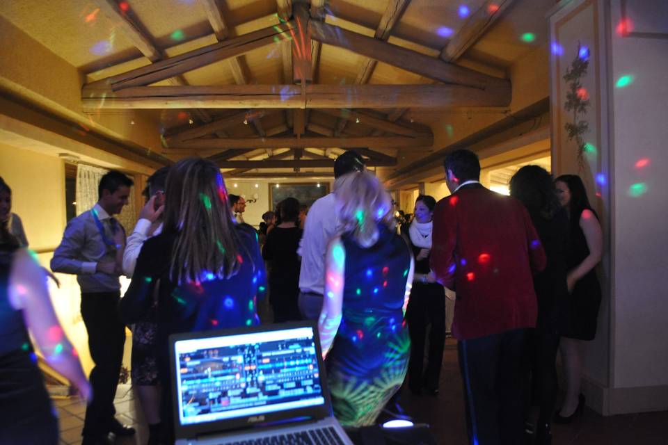 Dj musica matrimonio karaoke