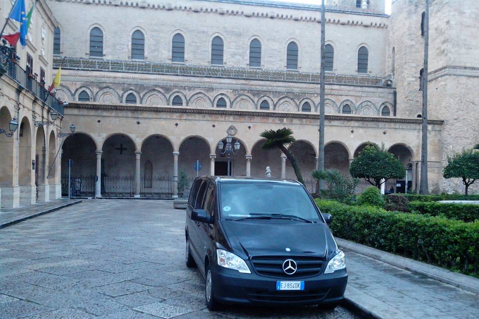 Panormus Limousine Service