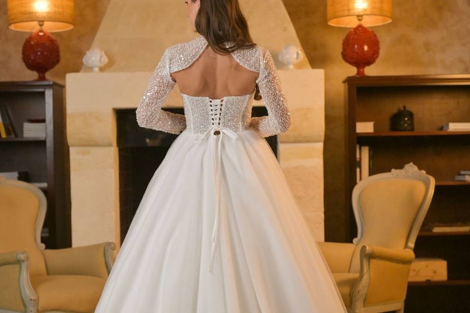 Tulle e corsetto a punta