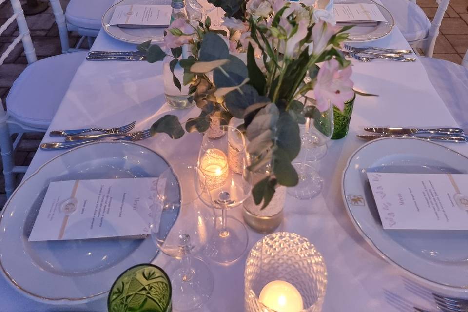 Table setting