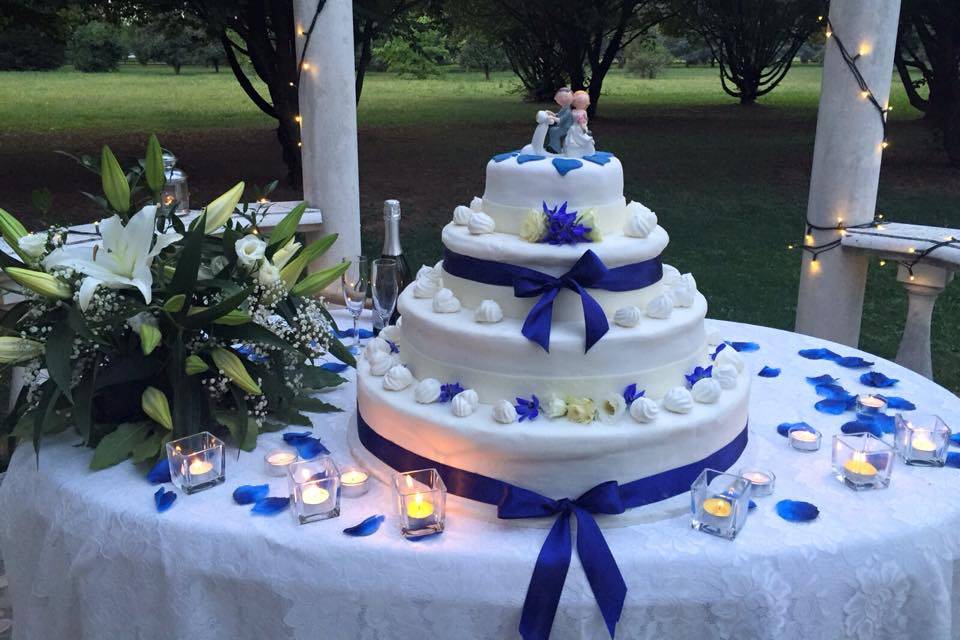 Wedding cake Blu