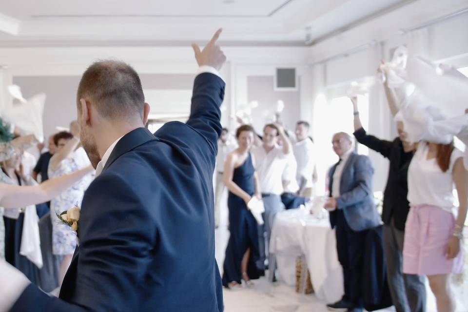 Let's dance