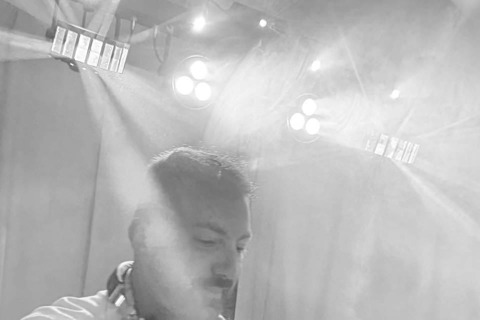 Dj