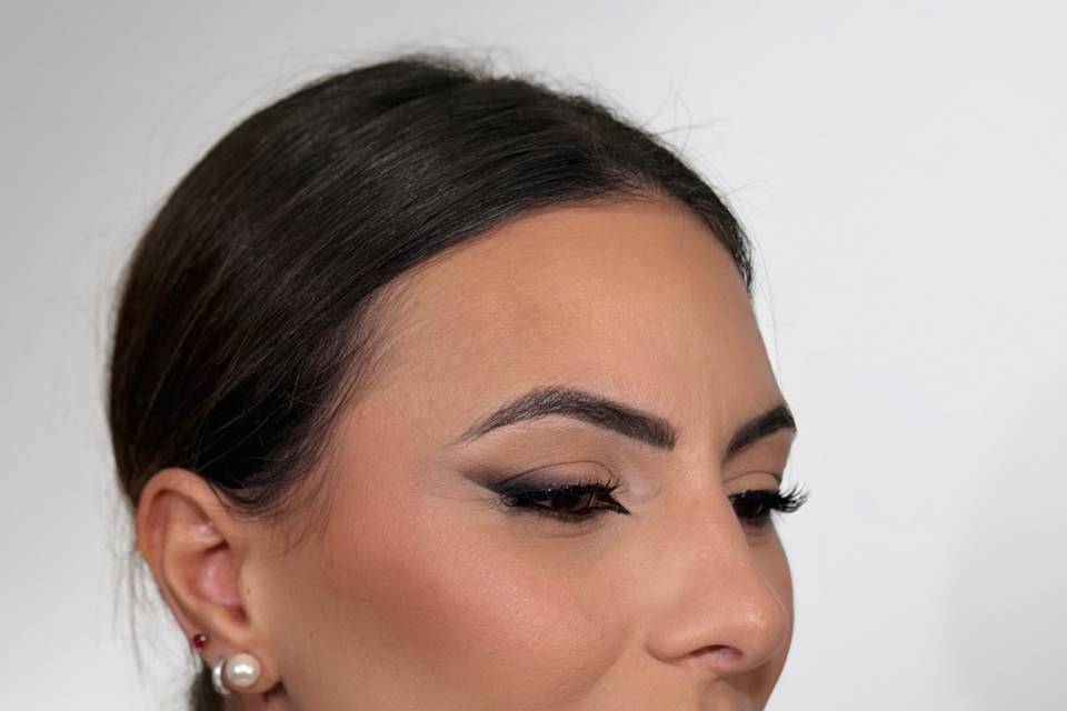 Modern Bride