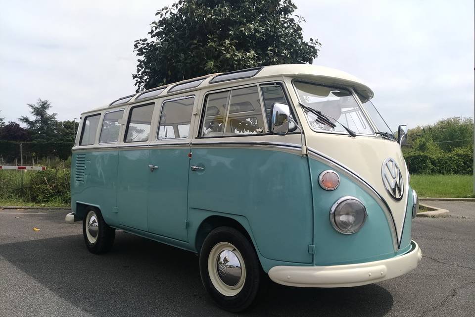 Volkswagen T1 celeste Samba