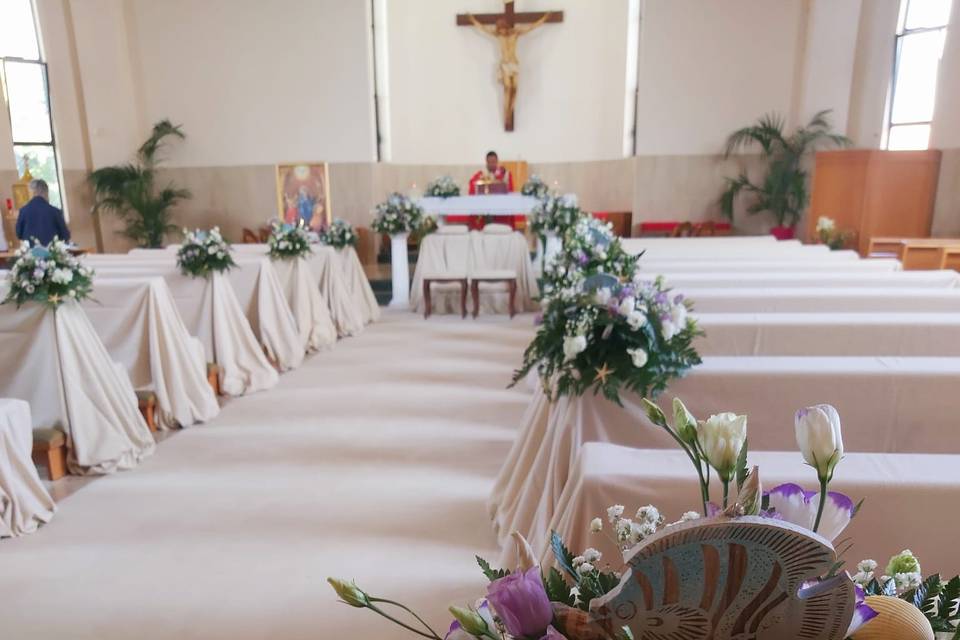 Dillo con un fiore. Bag e cesti di vimini di tendenza - La Floreale, Fiorista per Matrimonio - Eventi - Noleggi