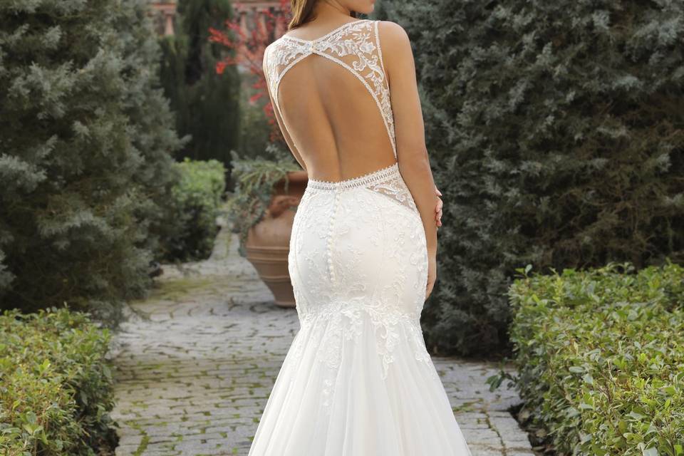 Pigal-pronovias ladybird ankie