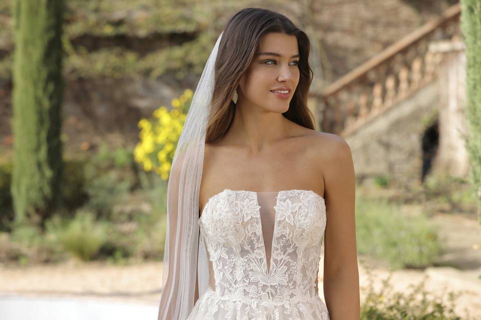 Pigal-pronovias ladybird isra