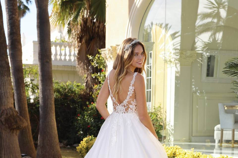 Pigal-pronovias ladybird kasin