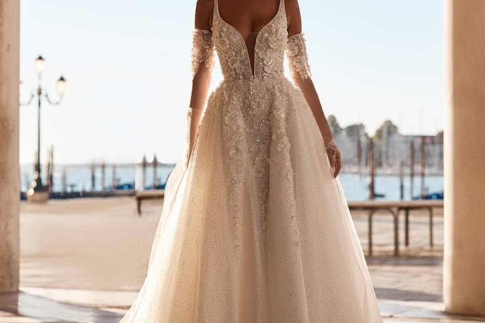 Wedding dress