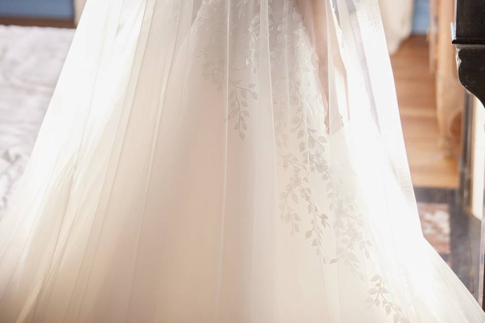 Wedding dress
