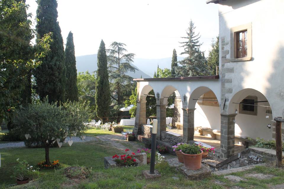 Giardino ingresso convento