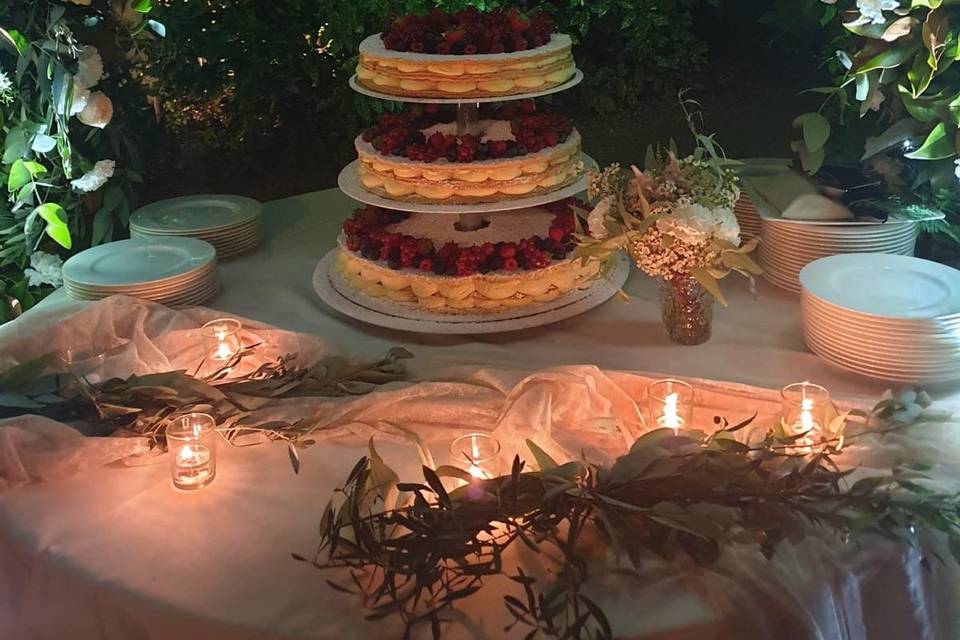Torta sulla collinetta