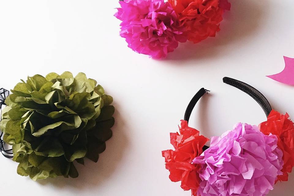 Attività creativa:corona fiori