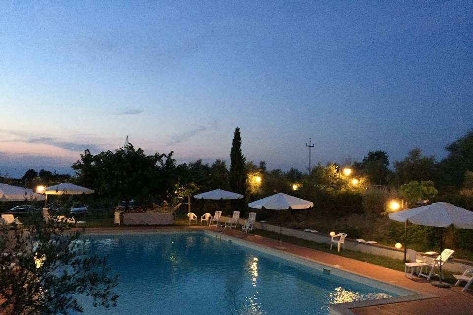 Piscina al Tramonto