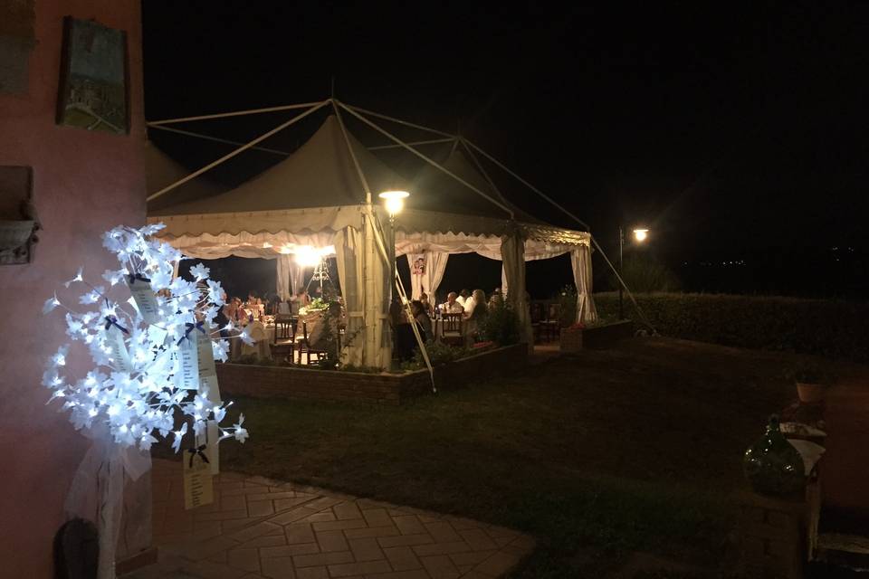 Foto Gazebo di Notte