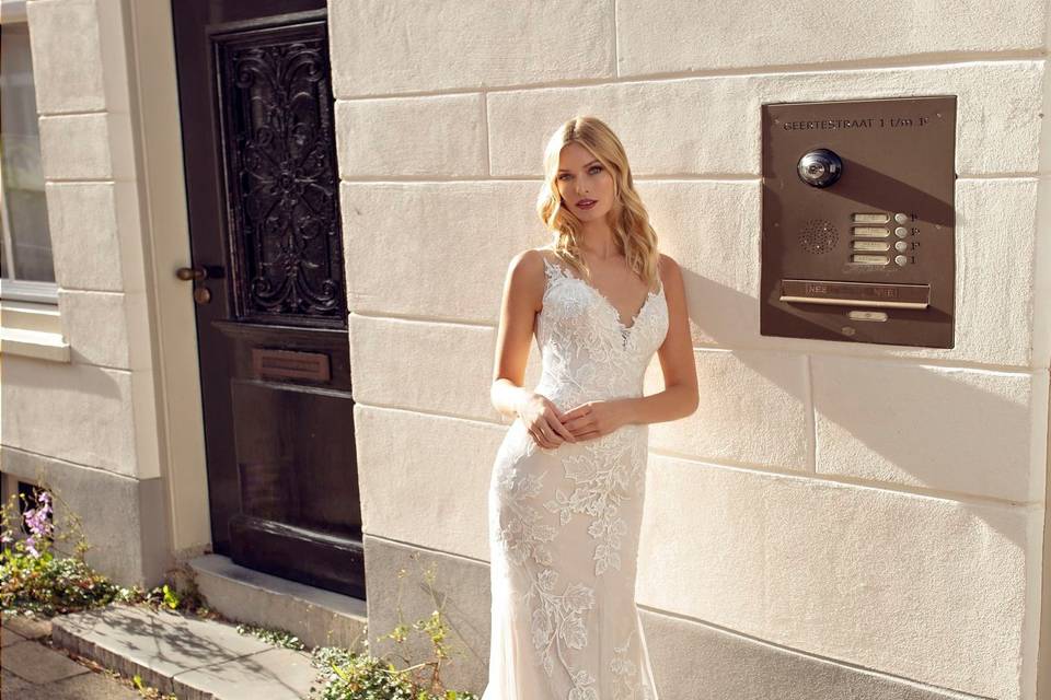 Modeca bridal