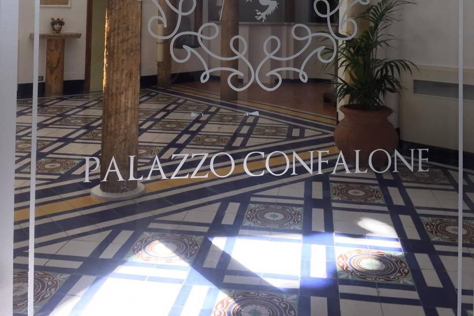 Hall di Palazzo Confalone