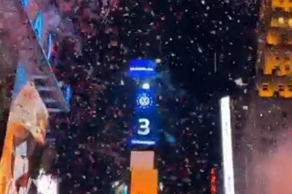 -3