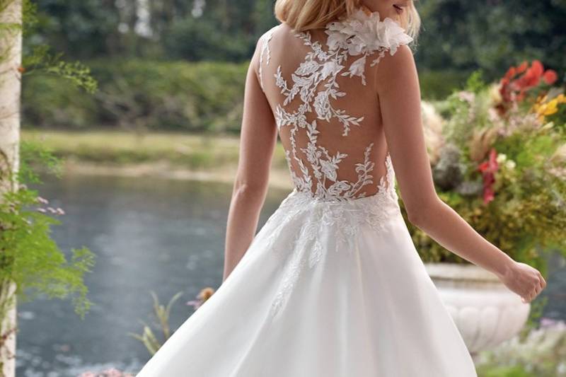 Colet by Nicole Sposa