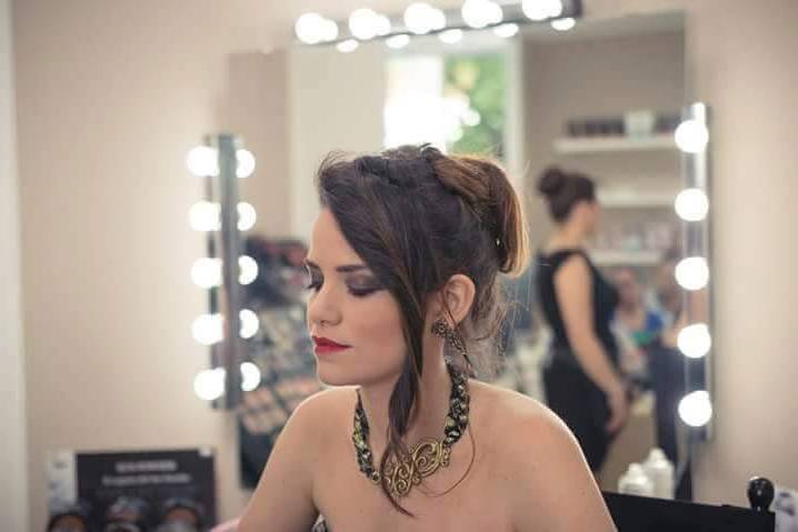 Make-Up